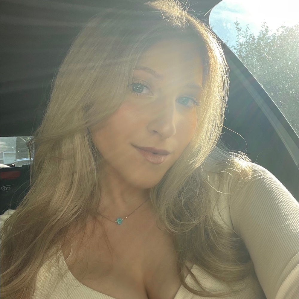 Meet your Posher, Lindsy